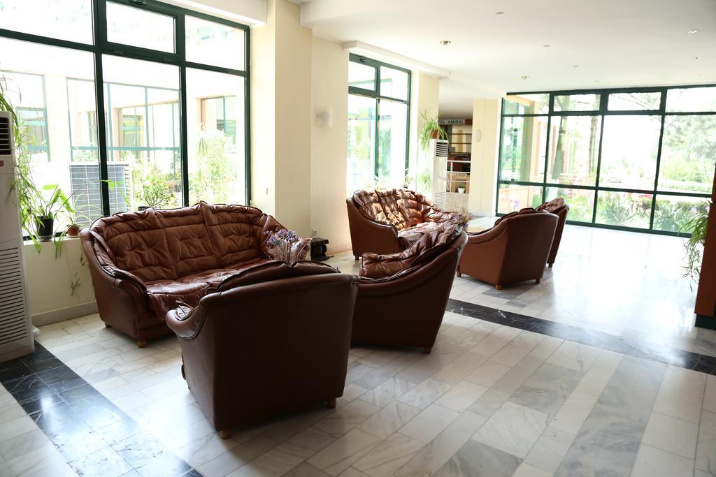 Hotel Amiral مامايا المظهر الخارجي الصورة