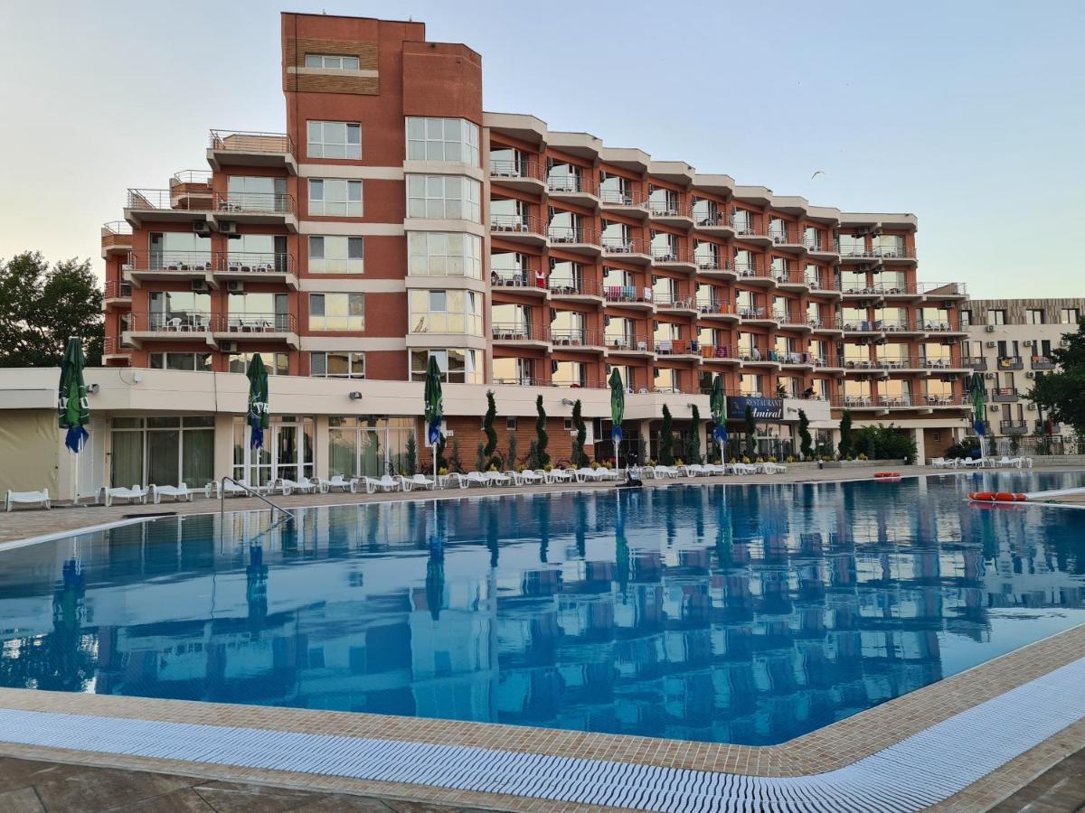 Hotel Amiral مامايا المظهر الخارجي الصورة