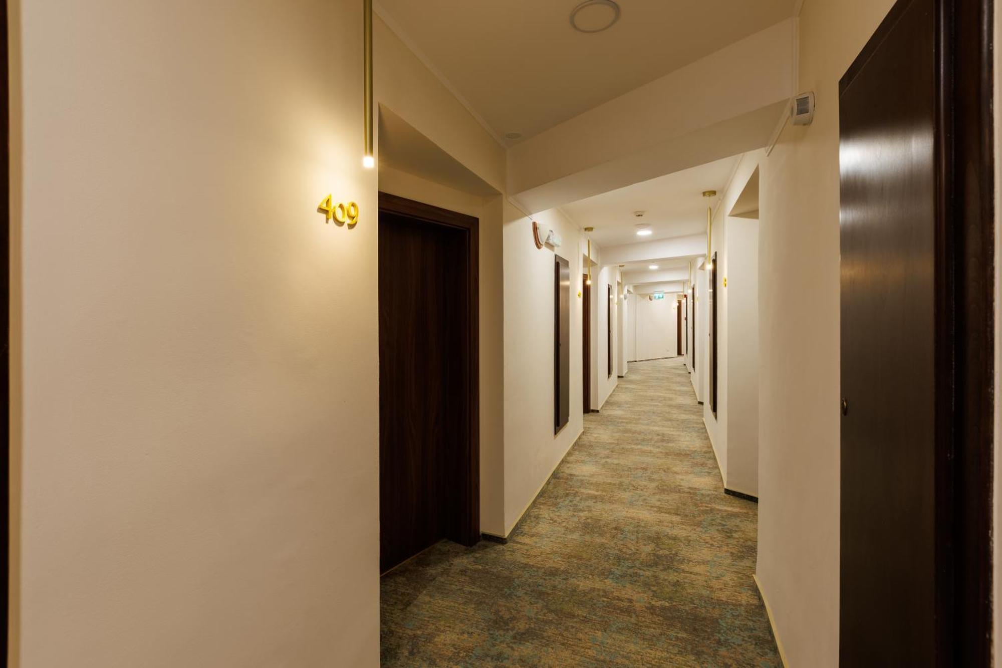 Hotel Amiral مامايا المظهر الخارجي الصورة