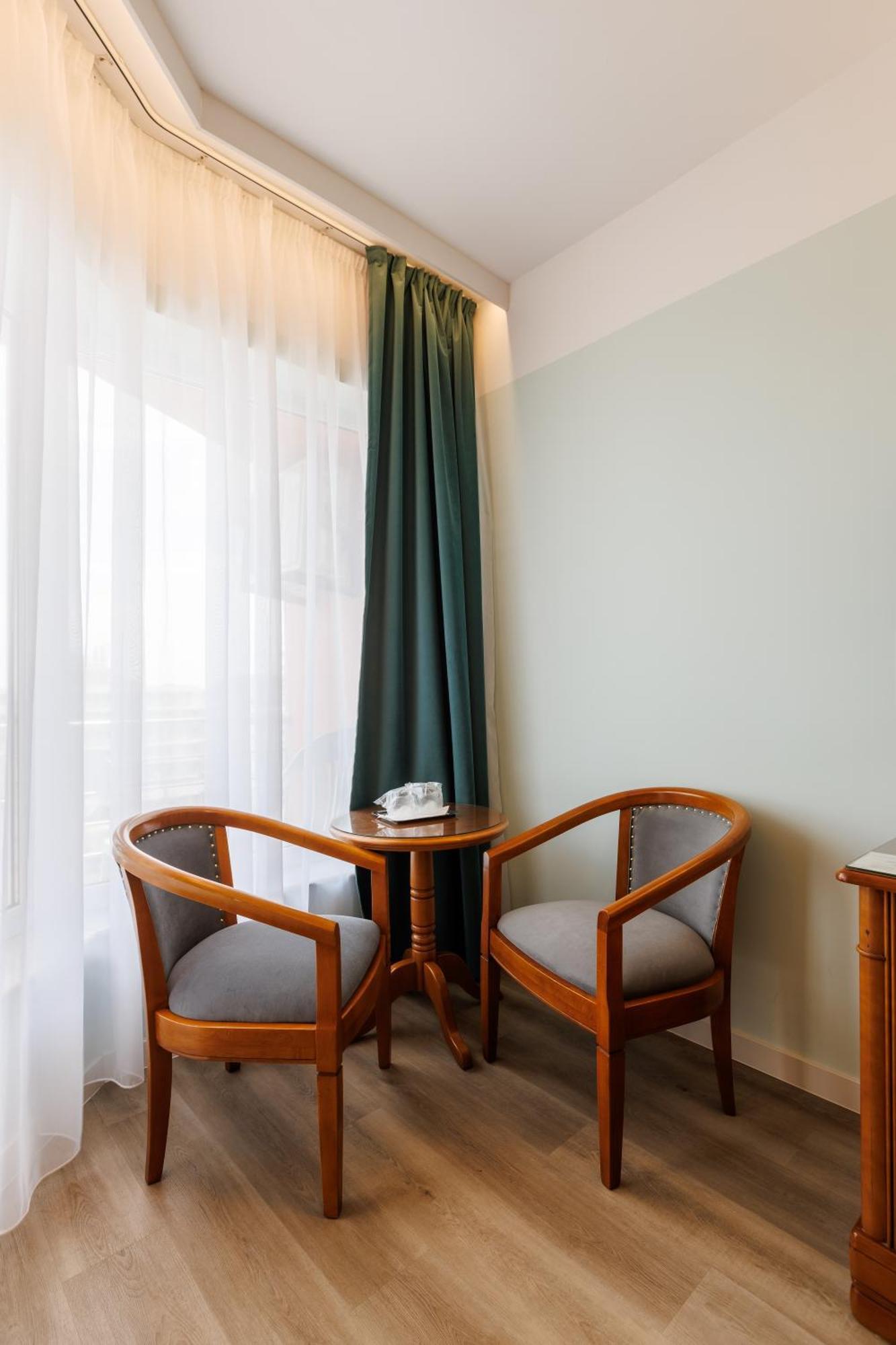 Hotel Amiral مامايا المظهر الخارجي الصورة